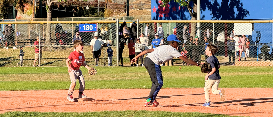 Free Baseball Clinic - Sunday, November 3